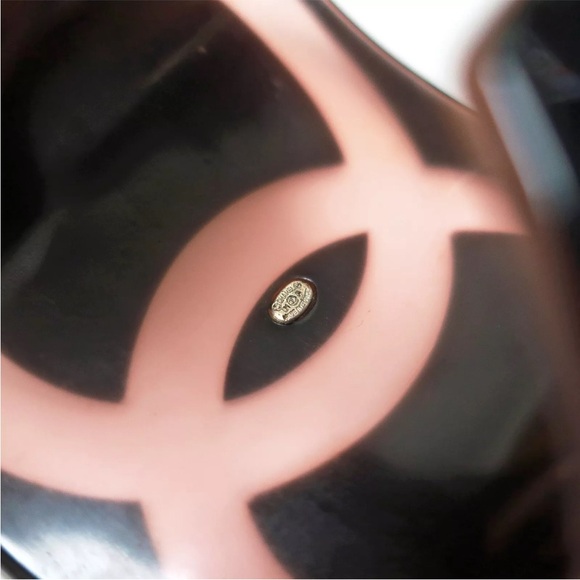 AUTH Chanel CC Resin Wide Cuff Bracelet - Picture 7 of 8